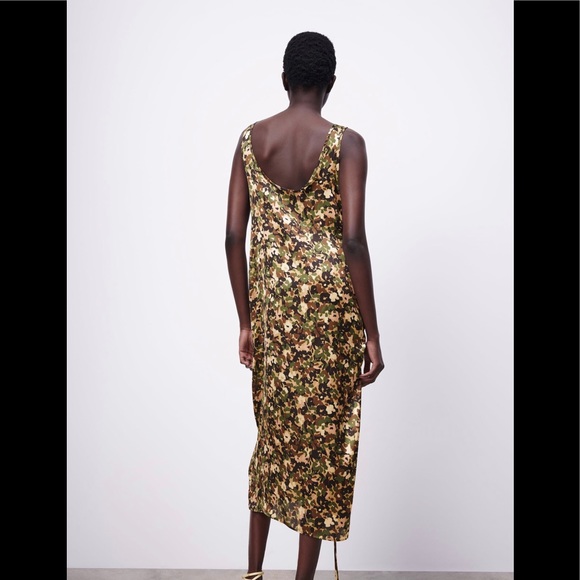 ⭐️ NEW Zara Flowy Printed Dress - Picture 5 of 8